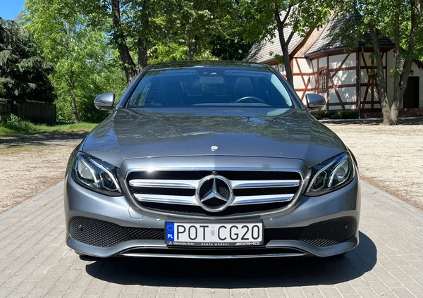 Mercedes-Benz Klasa E cena 149900 przebieg: 41148, rok produkcji 2016 z Ostrzeszów małe 379